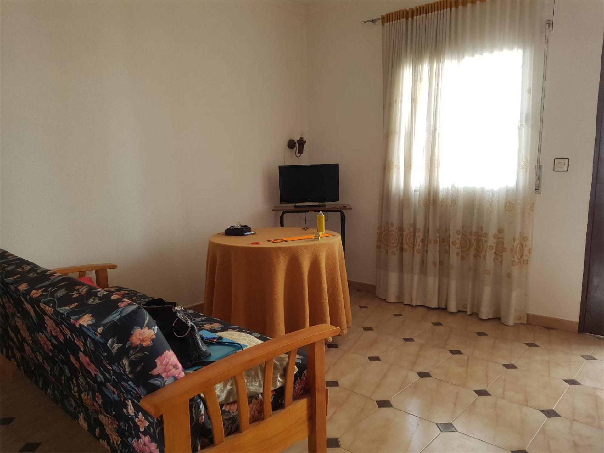 Piso en venta en Calle Díaz Crespo, 76, Algodonales Habitación de Piso en venta en Algodonales con Amueblado