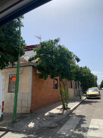 Casa adosada en Alquiler en Plaza Cruz del Rastro, 808 en Campo de la Verdad - Miraflores