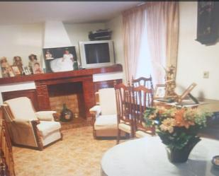 Sala d'estar de Casa adosada en venda en Los Villares