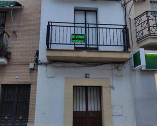 Exterior view of Duplex for sale in  Sevilla Capital  with Terrace and Balcony