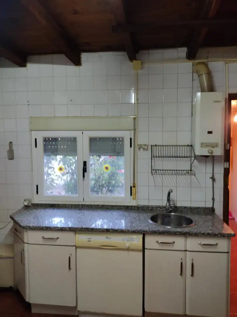 Cocina de Casa o chalet en venta en Muelas de los Caballeros con Calefacción, Terraza y Trastero