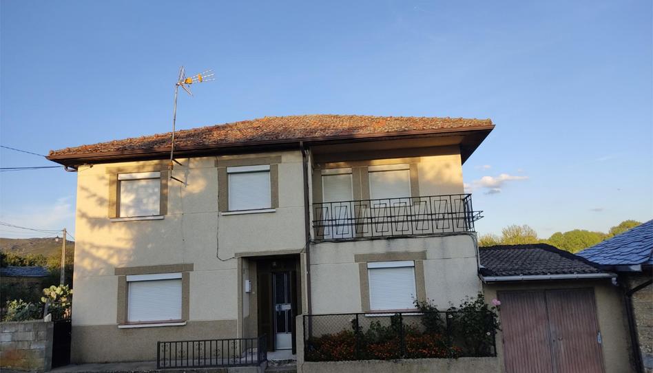 Foto 1 de Casa o chalet en venta en Calle Iglesia, 25, Muelas de los Caballeros, Zamora