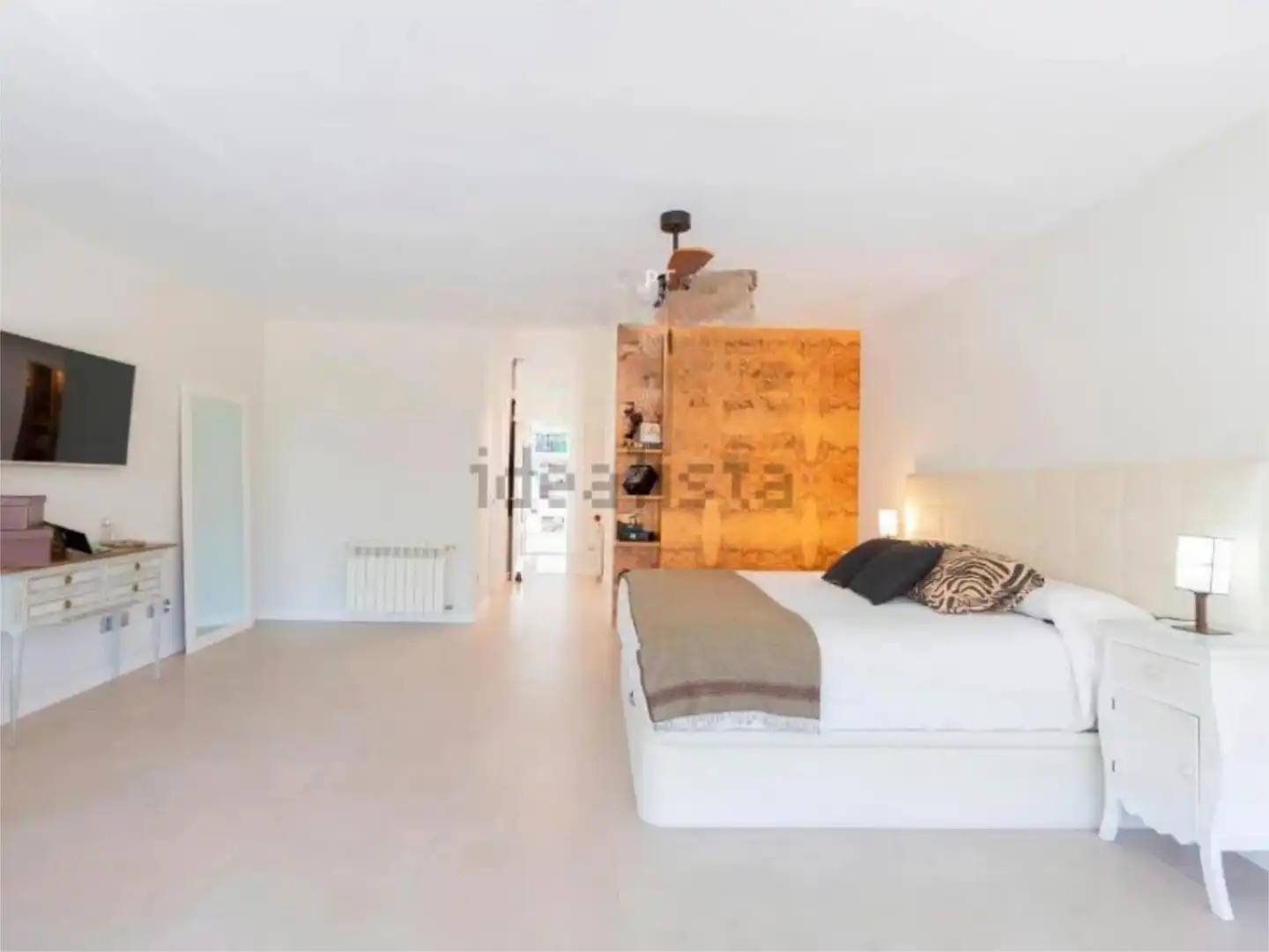 Piso en venta en Avinguda de Sant Llorenç, 221, El Vedat - Santa Apolonia Habitación de Piso en venta en Torrent con Aire acondicionado, Calefacción y Jardín privado