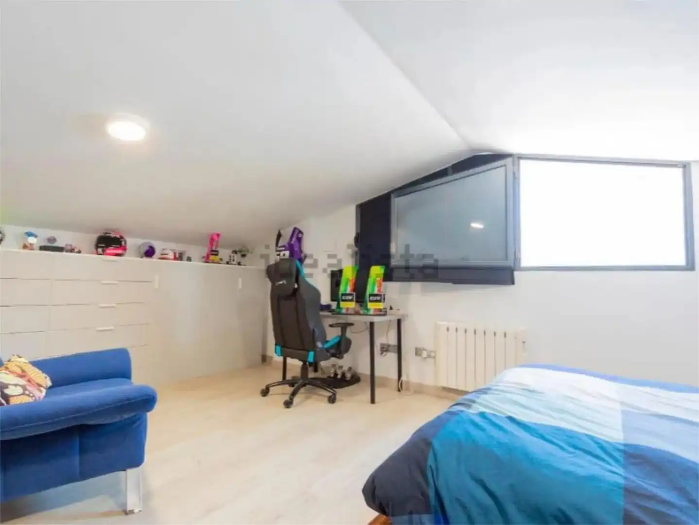 Piso en venta en Avinguda de Sant Llorenç, 221, El Vedat - Santa Apolonia Habitación de Piso en venta en Torrent con Aire acondicionado, Calefacción y Jardín privado