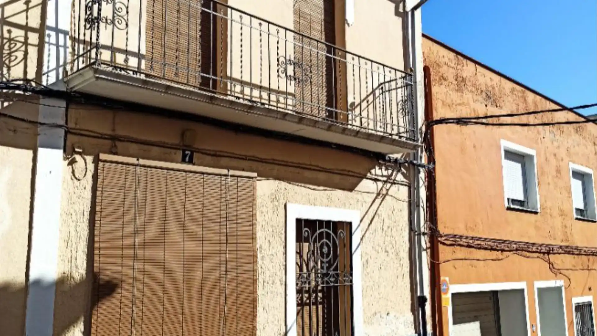 Vista exterior de Casa adosada en venda en Barx