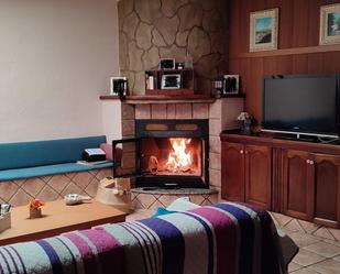 Sala d'estar de Dúplex en venda en Yecla amb Aire condicionat i Terrassa