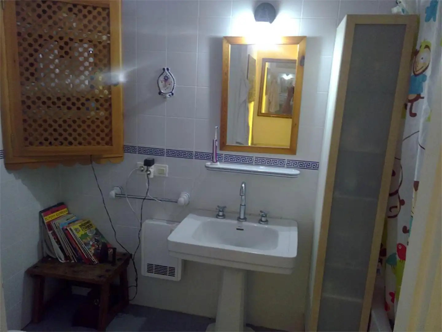 Casa adosada en venta en Calle Carmen Marroco, 5, Almensilla Baño de Casa adosada en venta en Almensilla con Aire acondicionado, Calefacción y Jardín privado