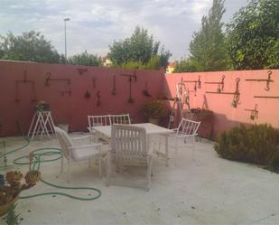 Terrassa de Casa adosada en venda en Almensilla amb Aire condicionat