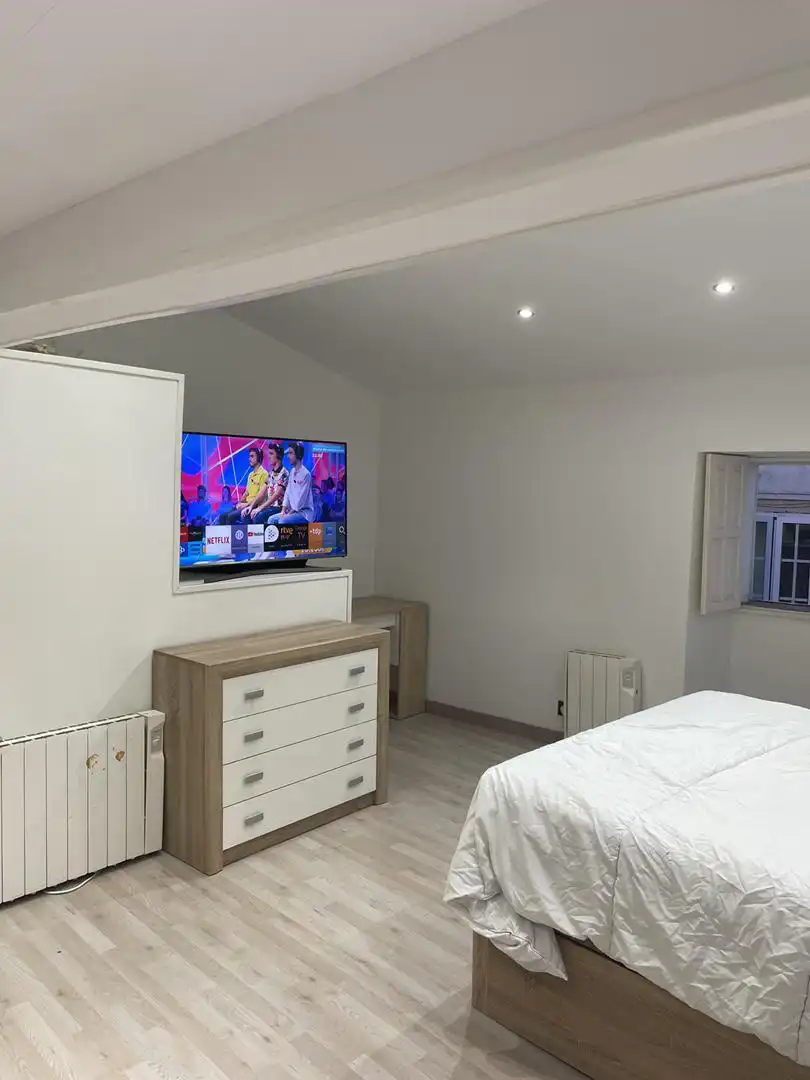 Habitación de Casa adosada en venta en Santiago de Compostela  con Calefacción, Parquet y Trastero