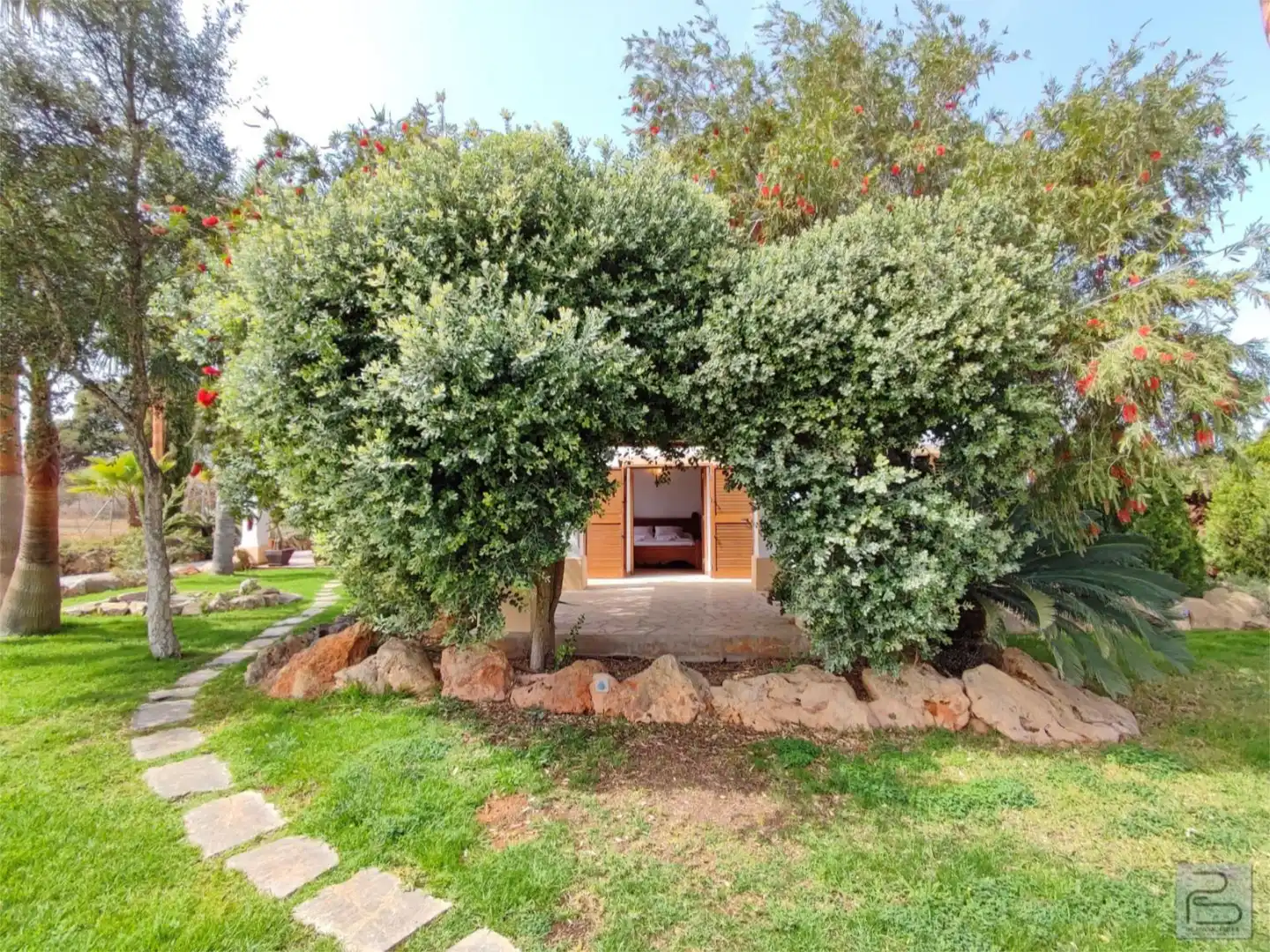 Garden of Houses for sale in Sant Joan de Labritja  with Air Conditioner, Terrace and Swimming Pool