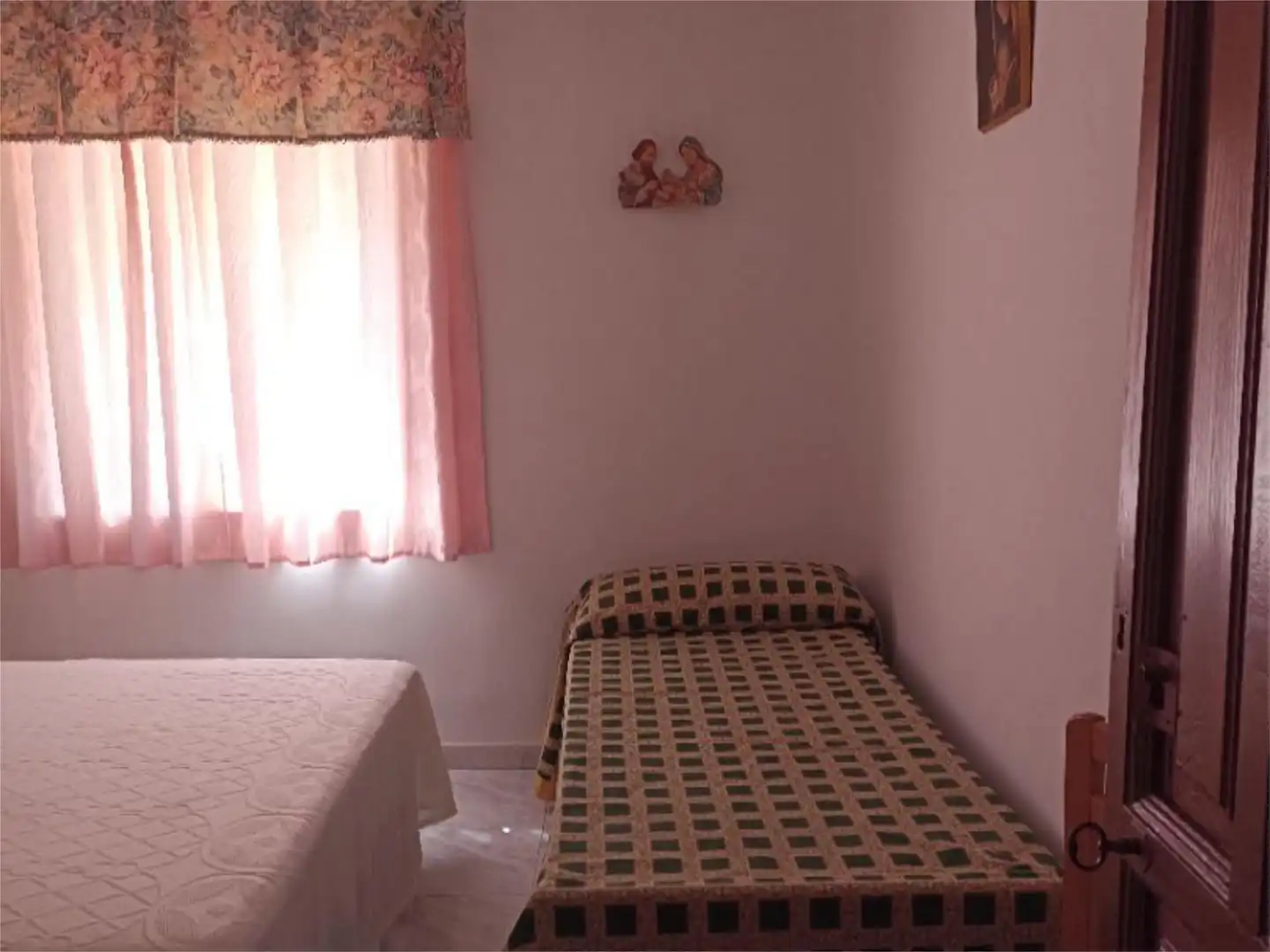Schlafzimmer von Einfamilien-Reihenhaus zum Verkauf in Viso del Marqués mit Klimaanlage und Möbliert