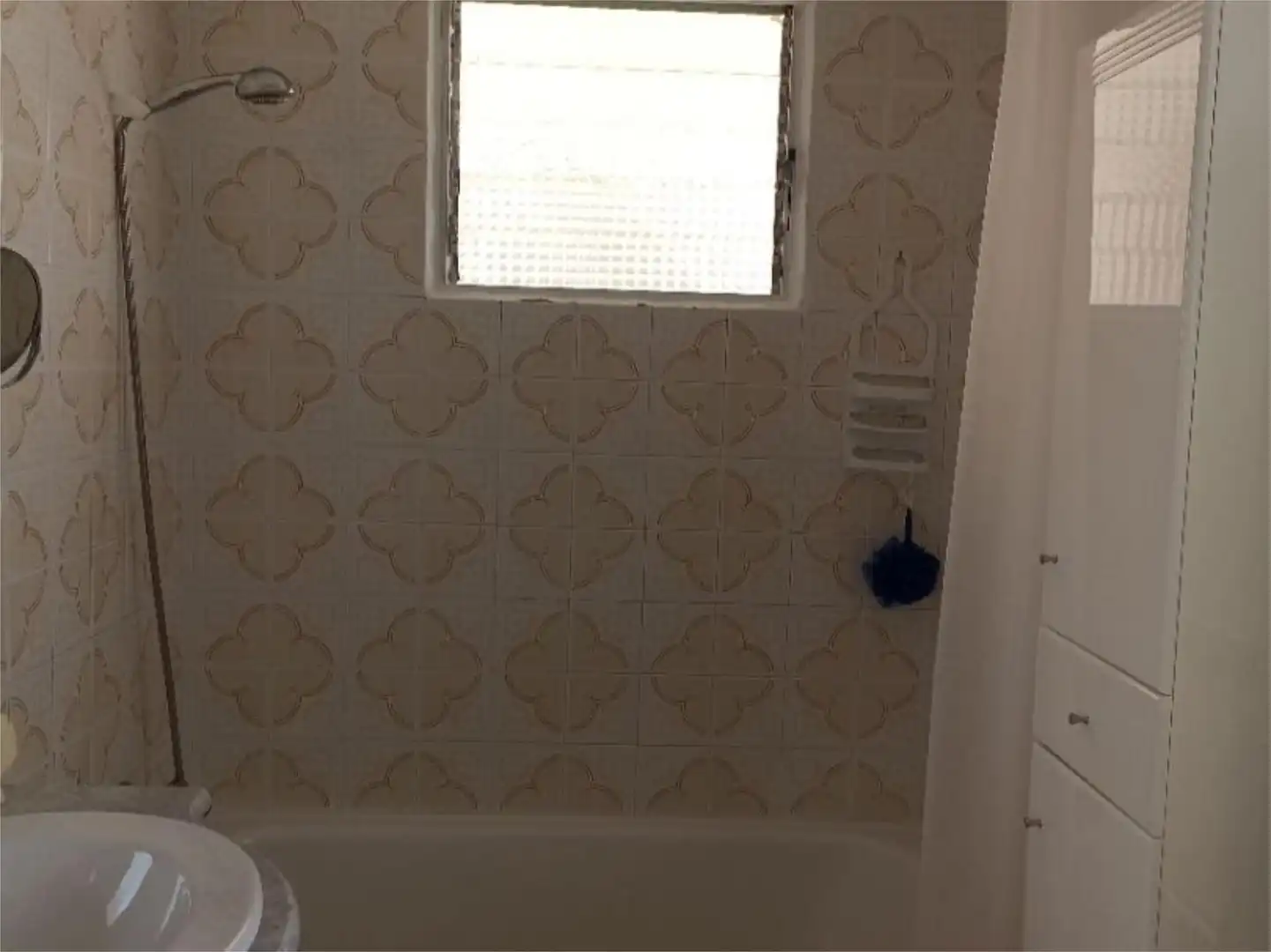 Badezimmer von Einfamilien-Reihenhaus zum Verkauf in Viso del Marqués mit Klimaanlage und Möbliert