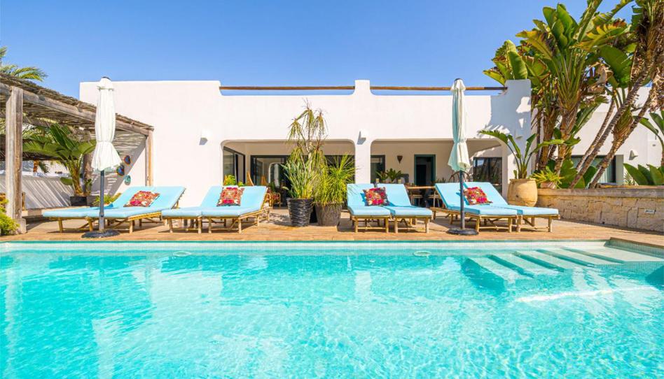 Casa o chalet en venta en Calle el Bacallar, 2, Cala Advocat - Baladrar, Alicante - imagen 1 Foto 1 de Casa o chalet en venta en Calle el Bacallar, 2, Cala Advocat - Baladrar, Alicante