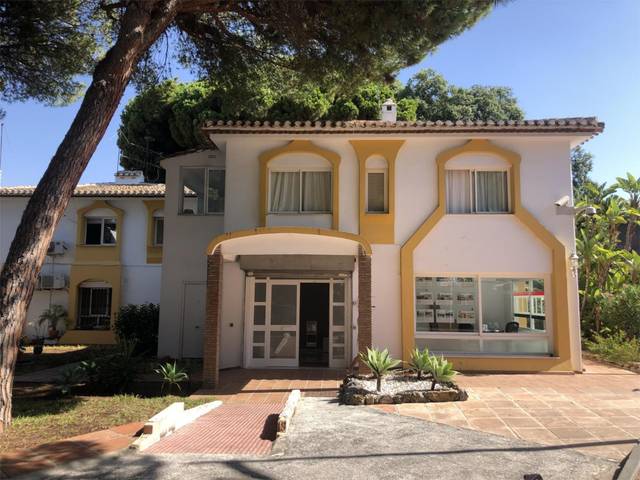 Oficina en Alquiler en Urbanización Parque Elviria, 3C en Elviria