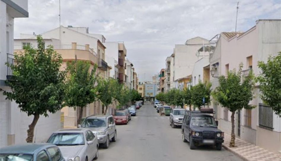 Casa adosada en venta en Avenida Andalucía, 32, Torredonjimeno, Jaén - imagen 1 Foto 1 de Casa adosada en venta en Avenida Andalucía, 32, Torredonjimeno, Jaén