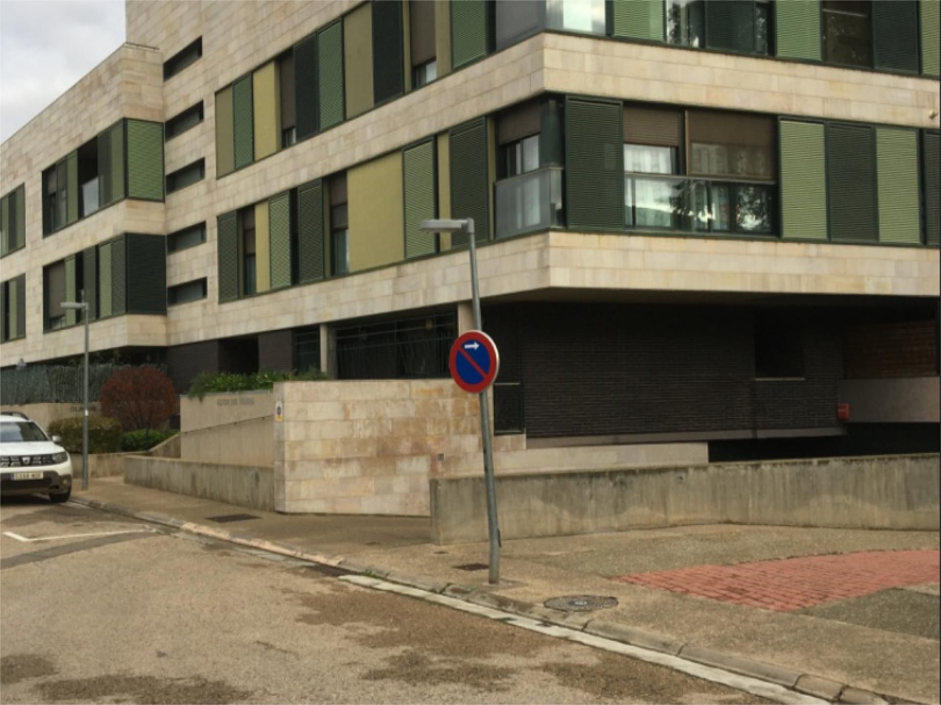 Vista exterior de Garatge en venda en Tudela