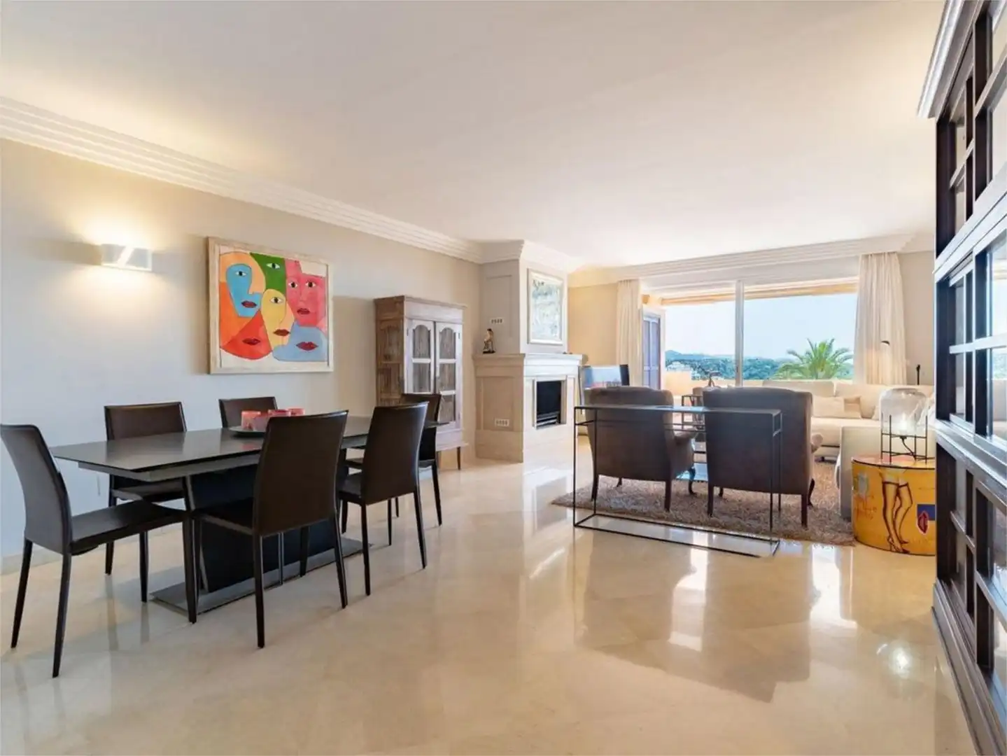 Ático en venta en Avenida de Manolete, Nueva Andalucía centro Comedor de Ático en venta en Marbella con Aire acondicionado, Calefacción y Jardín privado