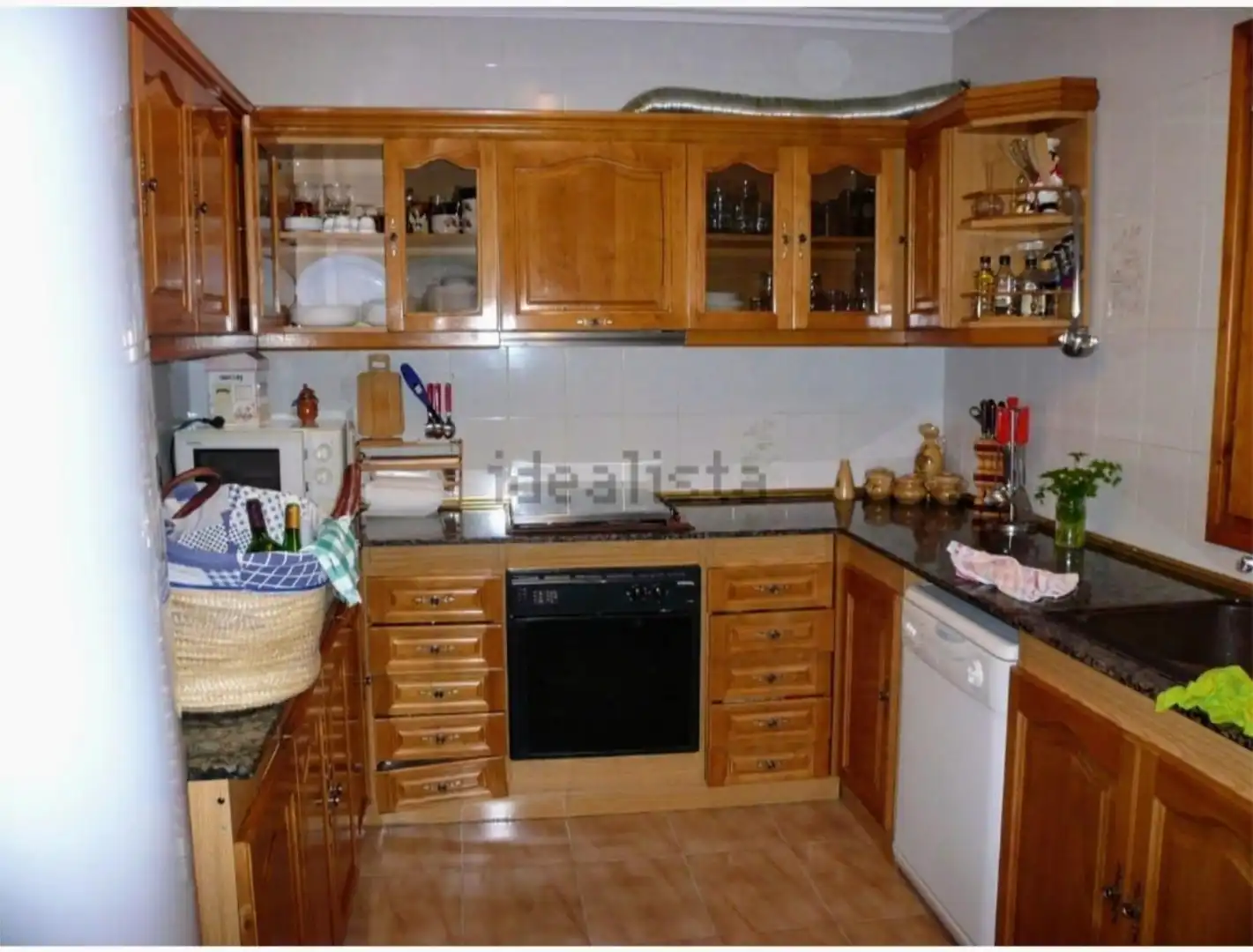 Casa o chalet en venta en Carrer Camí Antic de Caldes, 73, Lliçà d'Amunt Cocina de Casa o chalet en venta en Lliçà d'Amunt con Aire acondicionado, Calefacción y Jardín privado