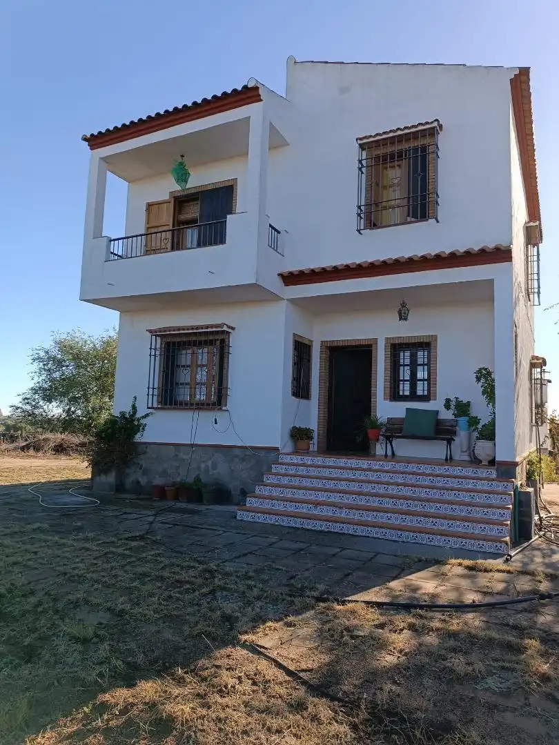 Casa o chalet en venta en Calle Julio Romero de Torres, Villanueva del Duque Vista exterior de Casa o chalet en venta en Villanueva del Duque con Jardín privado, Terraza y Trastero