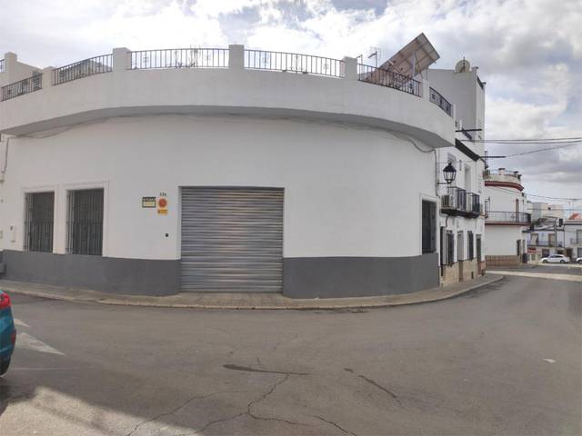 Local comercial en Alquiler en Calle Lirio, 11 en Cantillana