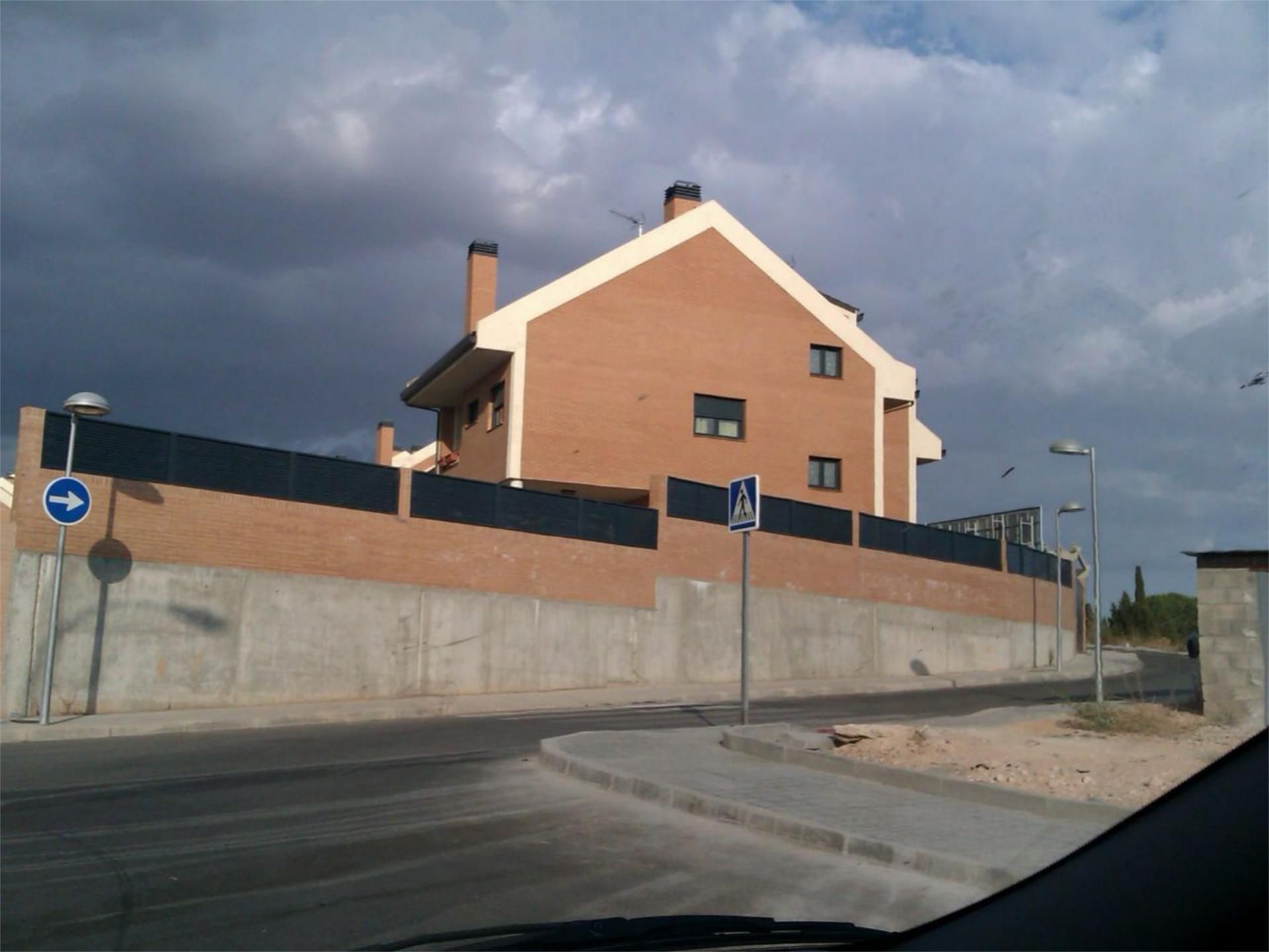 Exterior view of House or chalet for sale in Campo Real  with Terrace, Swimming Pool and Balcony