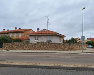 Casa o xalet en venda a Calle Dori Ruano, 16, Villamayor