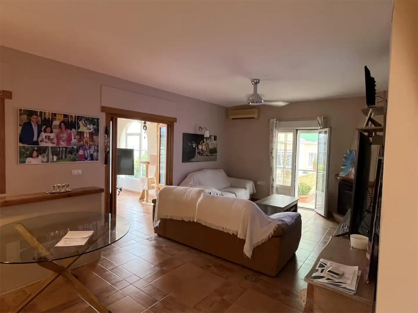 Casa o chalet en venta en Urbanización la Almedia, 10, Callosa d'en Sarrià Sala de estar de Casa o chalet en venta en Callosa d'en Sarrià con Aire acondicionado, Calefacción y Jardín privado