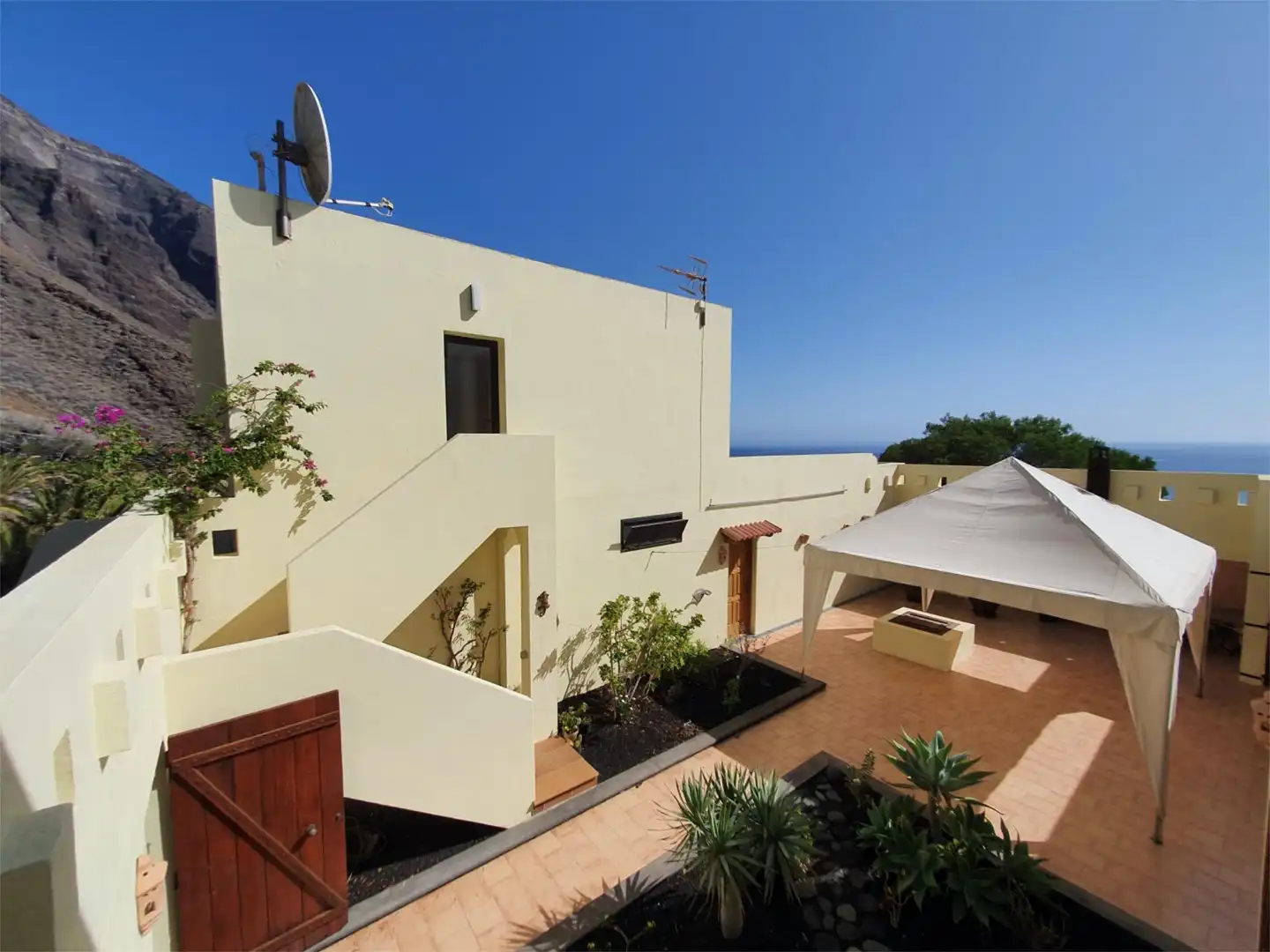 Casa o chalet en venta en Diseminado las Playas, 22, Valverde (Santa Cruz de Tenerife) Vista exterior de Casa o chalet en venta en Valverde (Santa Cruz de Tenerife) con Aire acondicionado, Jardín privado y Terraza