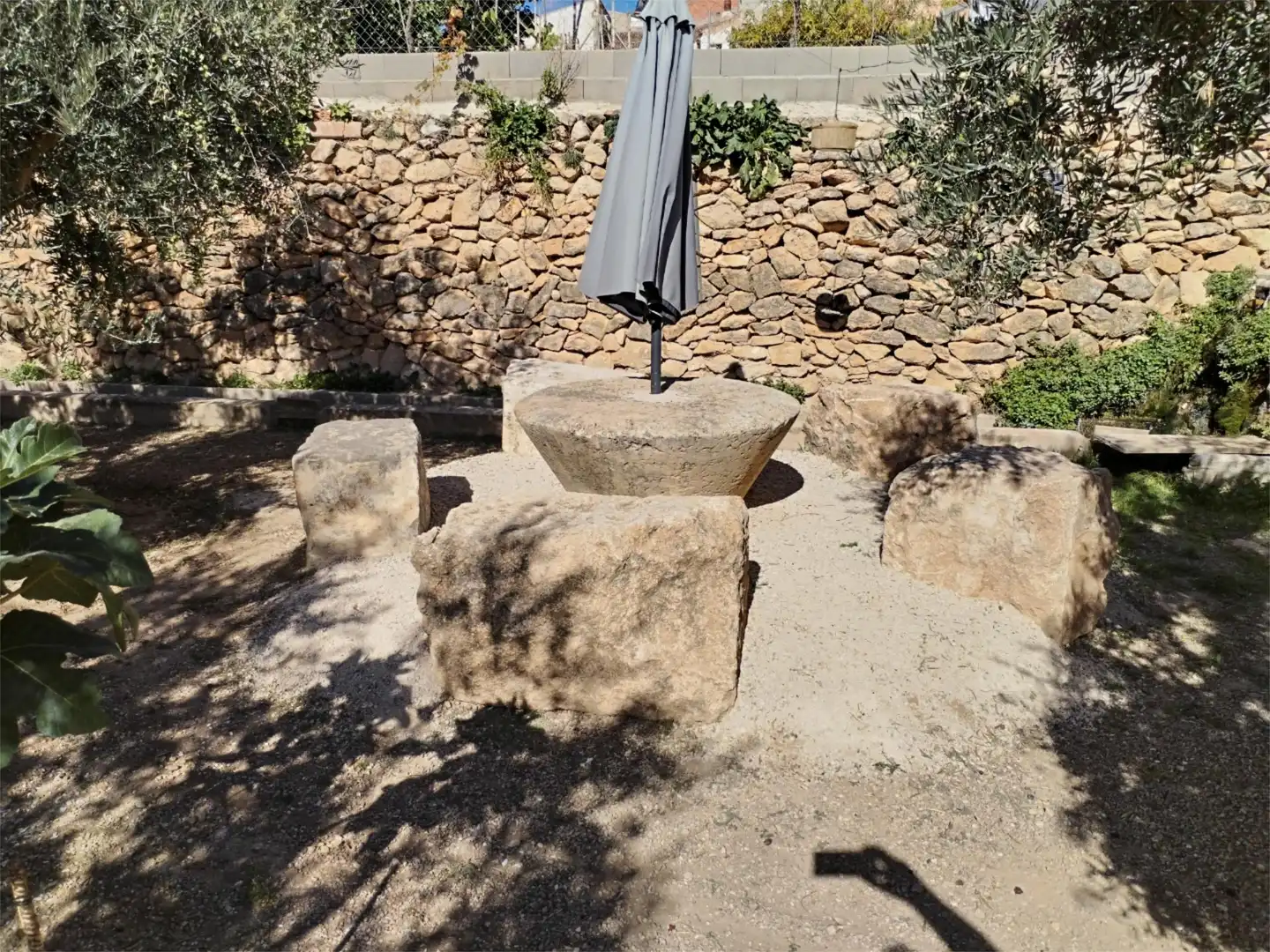 Pis en venda a Calle Santa Quiteria, 25, Elche de la Sierra Jardí de Pis en venda en Elche de la Sierra amb Aire condicionat, Calefacció i Jardí privat