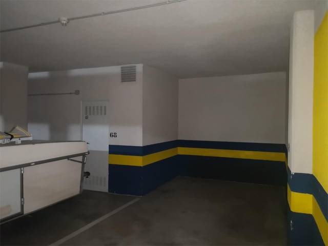 Garaje en Alquiler en Calle Ventura Rodríguez, 15 en Buztintxuri