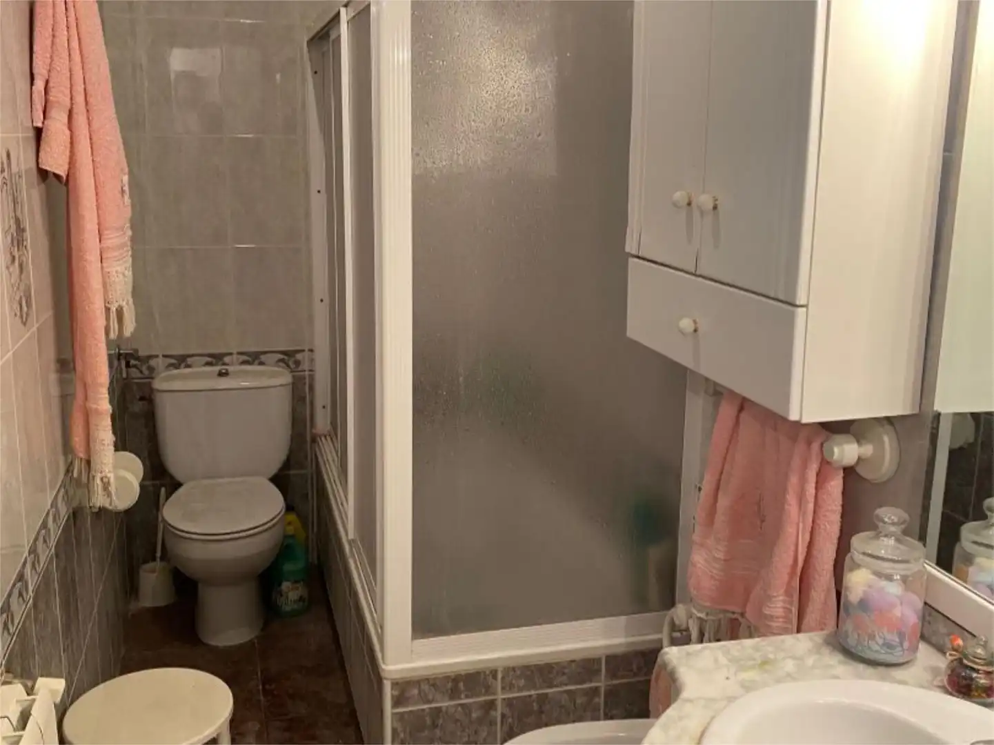 Casa adosada en venta en Calle Poeta Ibáñez, 12, Caravaca de la Cruz Baño de Casa adosada en venta en Caravaca de la Cruz con Terraza y Balcón