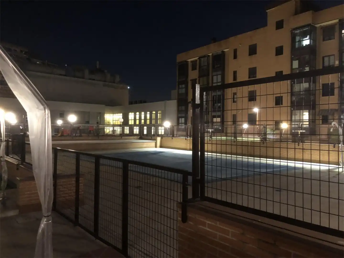 Garaje de alquiler en Calle del Cromo, 5, Legazpi Piscina de Garaje de alquiler en Madrid