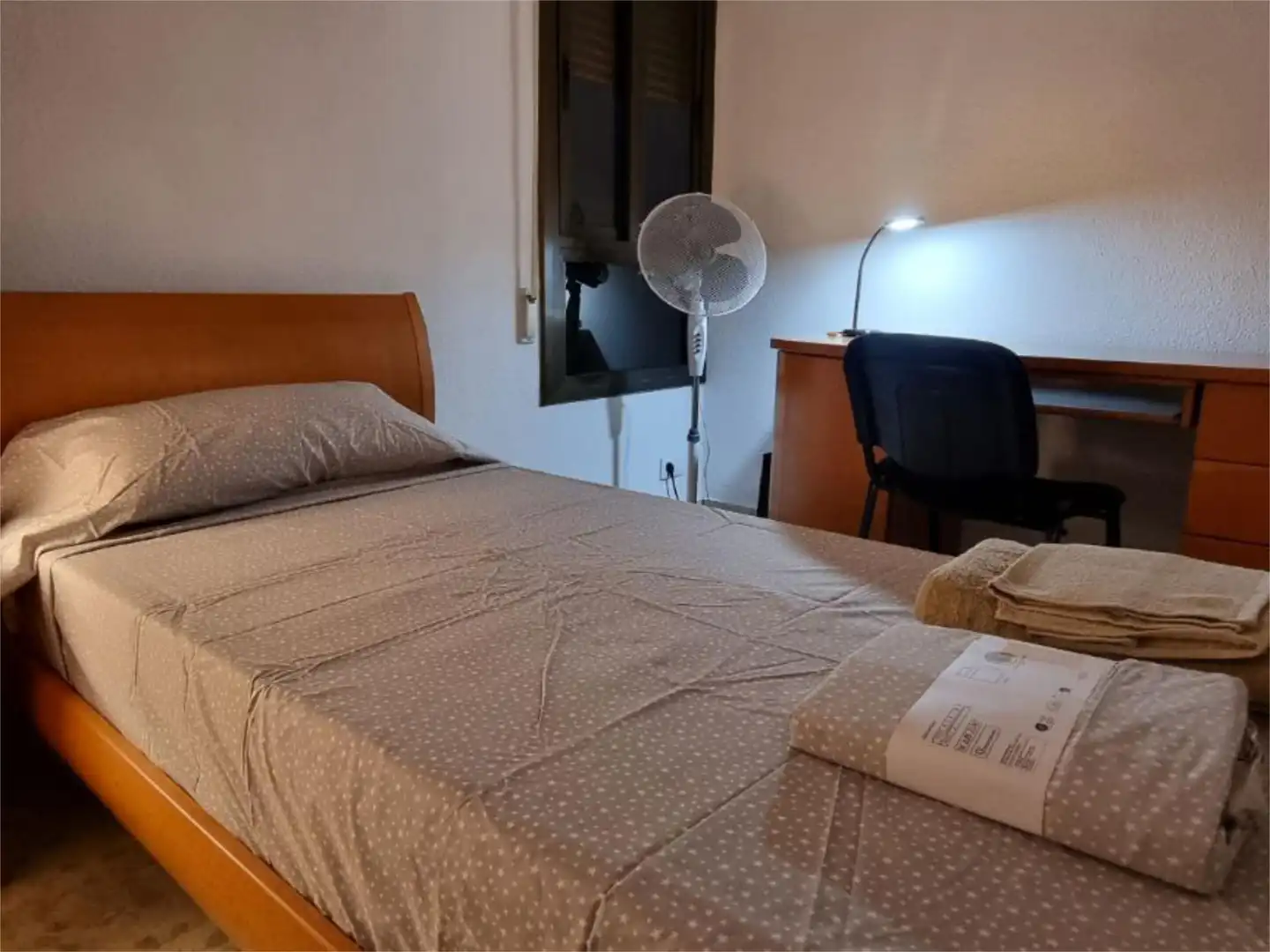 Habitació a Carrer de la Vilavella, 7, Rafalafena