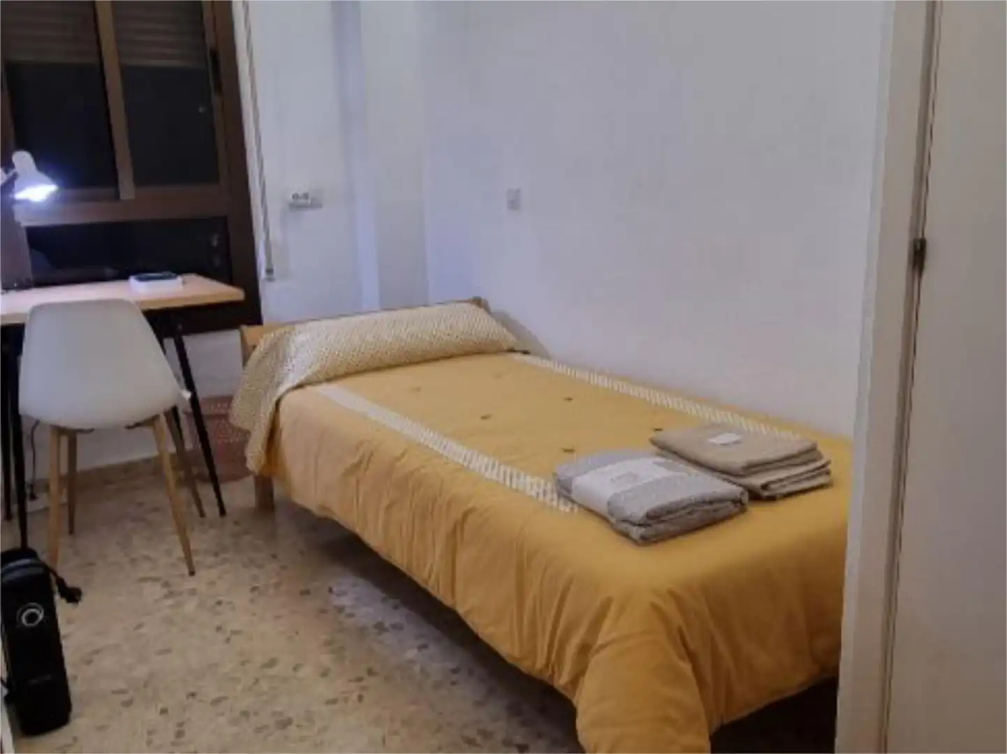 Habitació a Carrer de la Vilavella, 7, Rafalafena