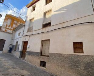 Vista exterior de Casa adosada en venda en Caravaca de la Cruz amb Balcó