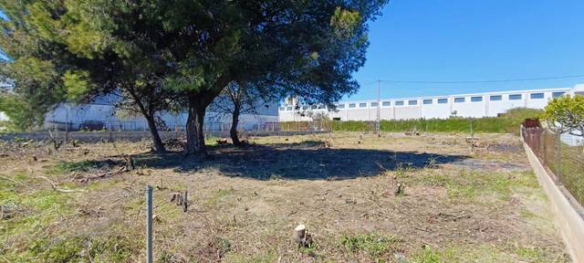 Terreno en Venta en Plaça Poligono 26, 107 en Boverals - Saldonar
