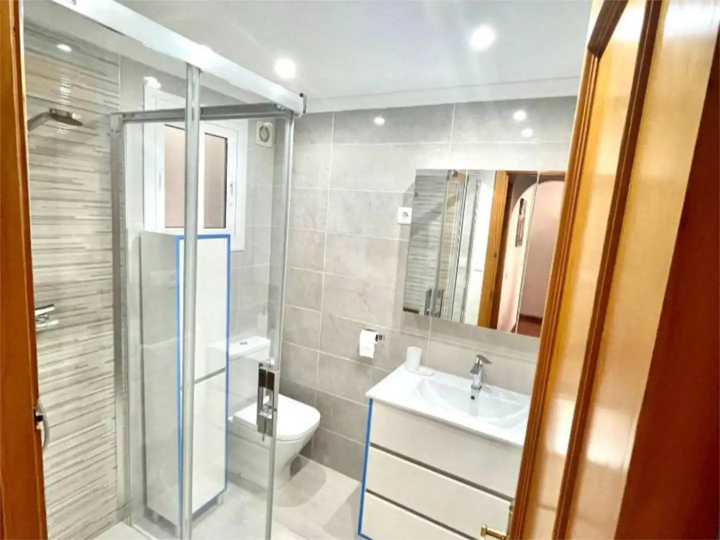 Flat for rent in Calle Diputación Provincial, 25, Centro