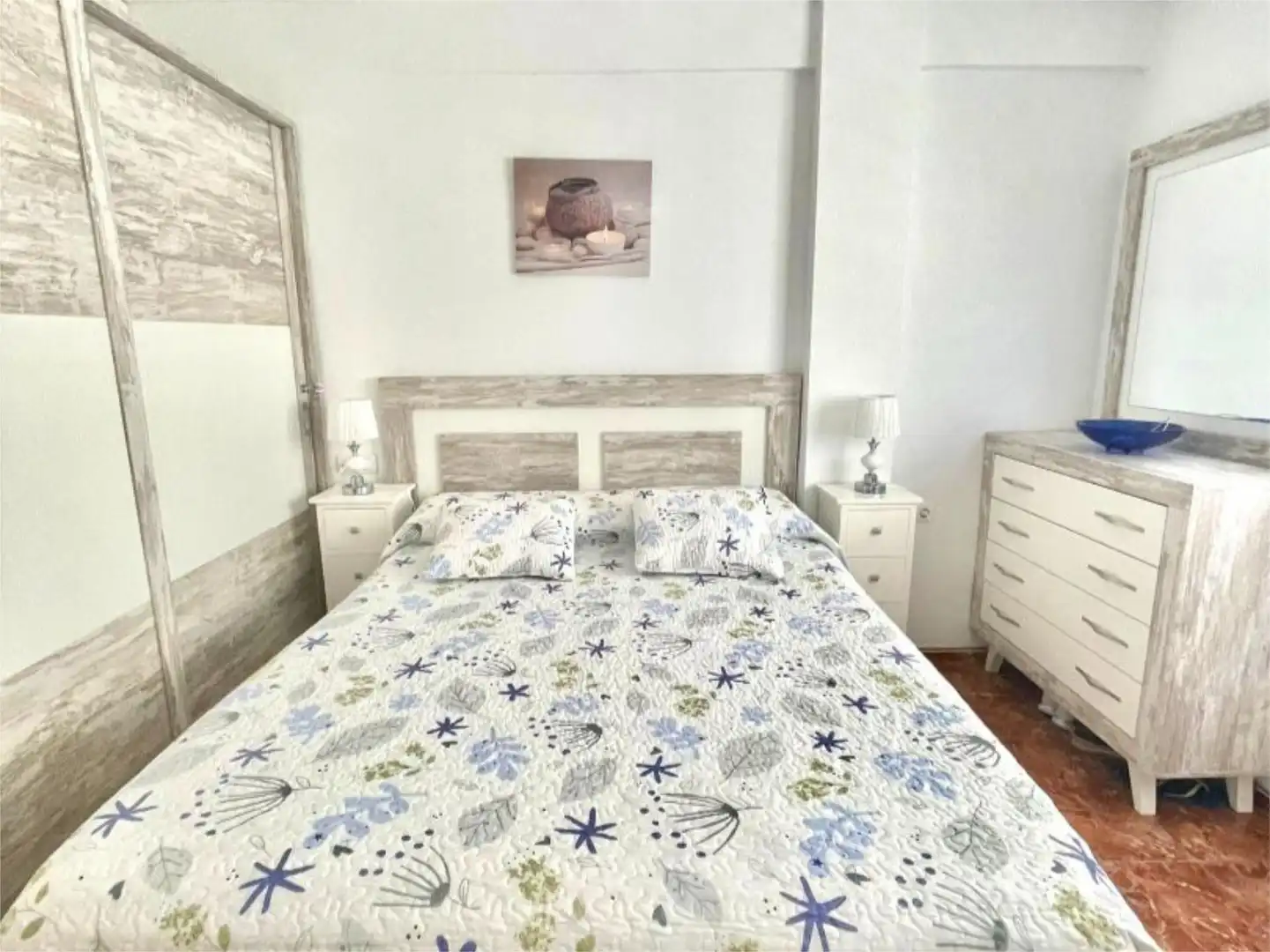 Flat for rent in Calle Diputación Provincial, 25, Centro