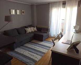 Living room of Apartment to rent in Valladolid Capital  with Terrace, Swimming Pool and Balcony