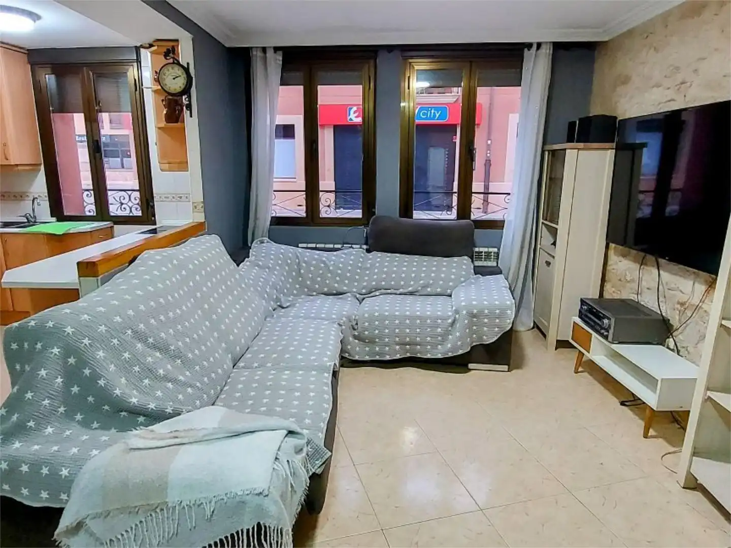 Flat for sale in N-110a, 9, Ayllón Living room of Flat for sale in Ayllón with Heating, Parquet flooring and Storage room