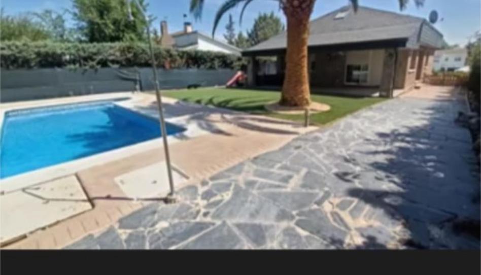 House or chalet for sale in Travesía Toledo, 26, Casarrubios del Monte pueblo, Casarrubios del Monte - image 1 Photo 1 of House or chalet for sale in Travesía Toledo, 26, Casarrubios del Monte pueblo, Casarrubios del Monte