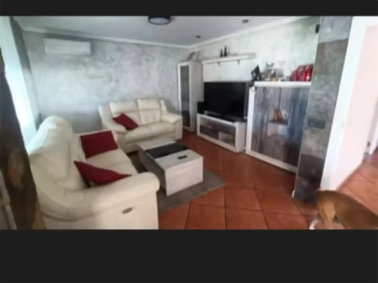 Sala d'estar de Casa o xalet en venda en Casarrubios del Monte amb Aire condicionat, Piscina i Balcó