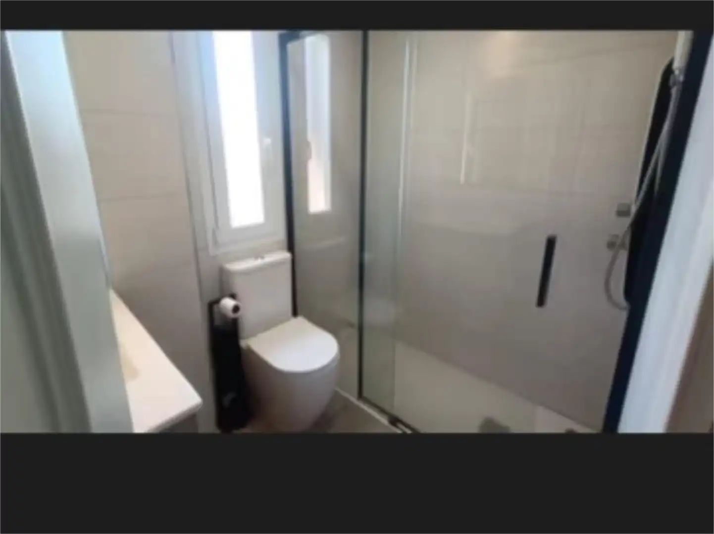 Bany de Casa o xalet en venda en Casarrubios del Monte amb Aire condicionat, Piscina i Balcó