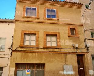 Vista exterior de Casa adosada en venda en  Teruel Capital amb Terrassa