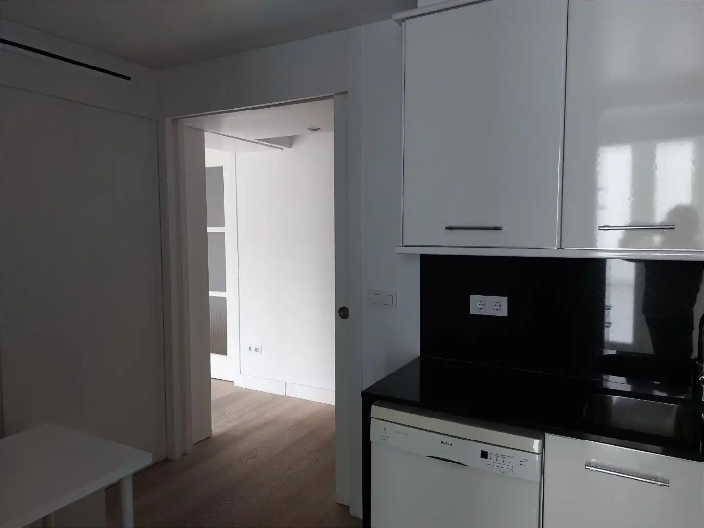 Cuina de Pis de lloguer en Valencia amb Aire condicionat, Parquet i Terrassa