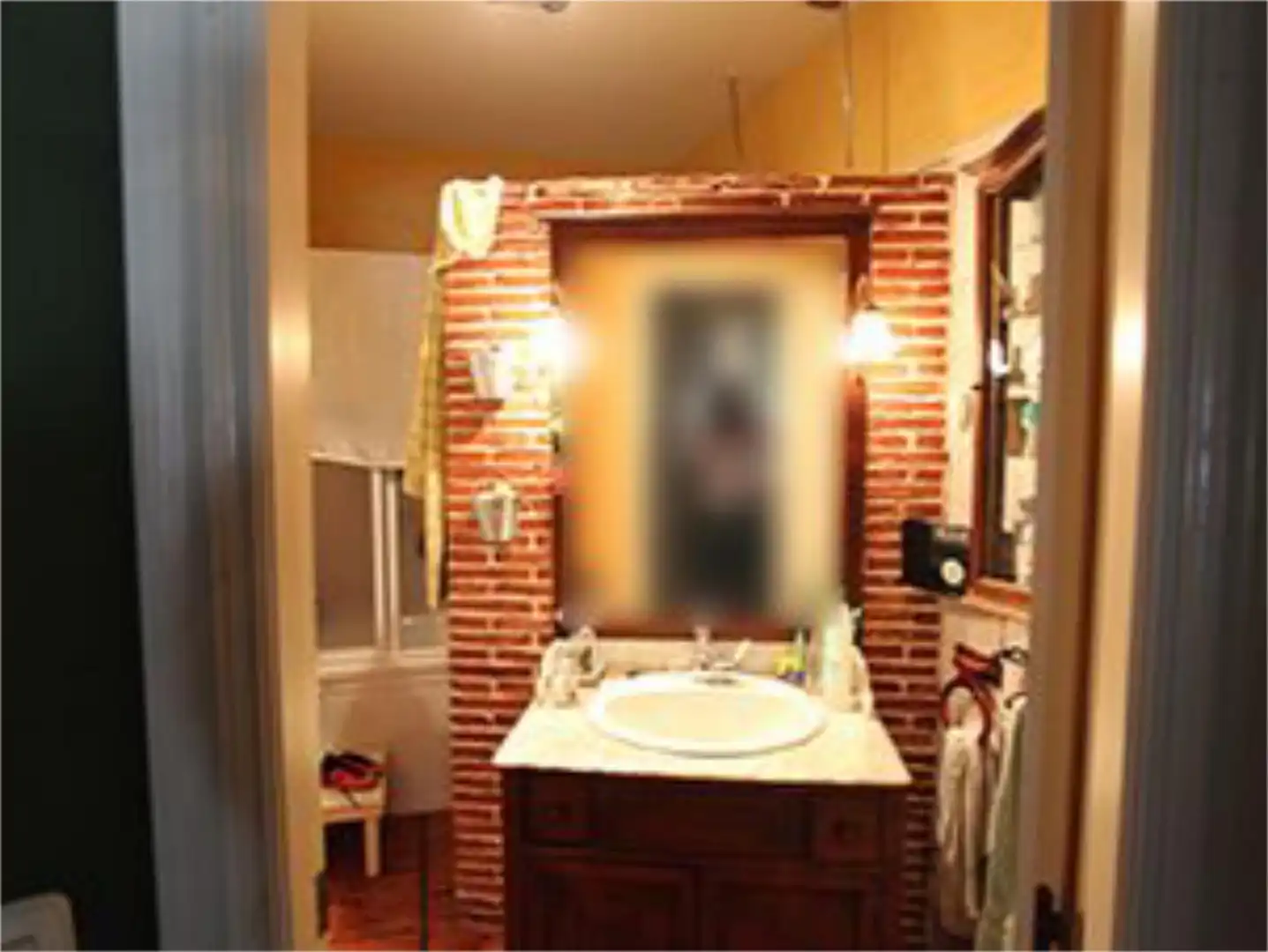 Detached homes for sale in Calle Vergel, 8, Oliva de la Frontera Bathroom of Detached homes for sale in Oliva de la Frontera with Air Conditioner, Parquet flooring and Terrace