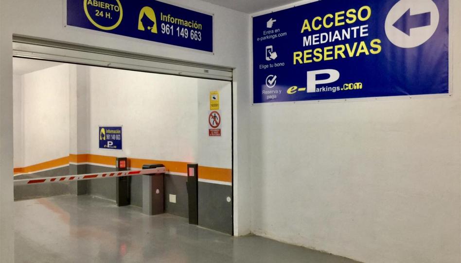 Photo 1 of Garage to rent in Carrer de L'arquebisbe Fabián I Fuero, 21, Marxalenes, Valencia