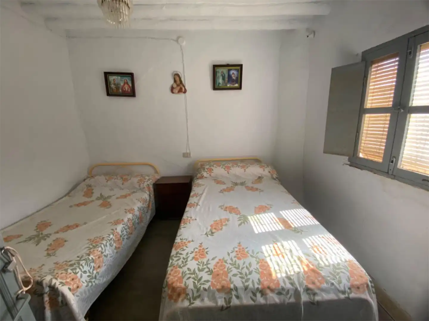 Casa adosada en venta en Calle los Bazanes, 32, Abla Habitación de Casa adosada en venta en Abla con Terraza y Amueblado