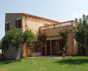 Vista exterior de Finca rústica en venda en Artà amb Terrassa i Piscina