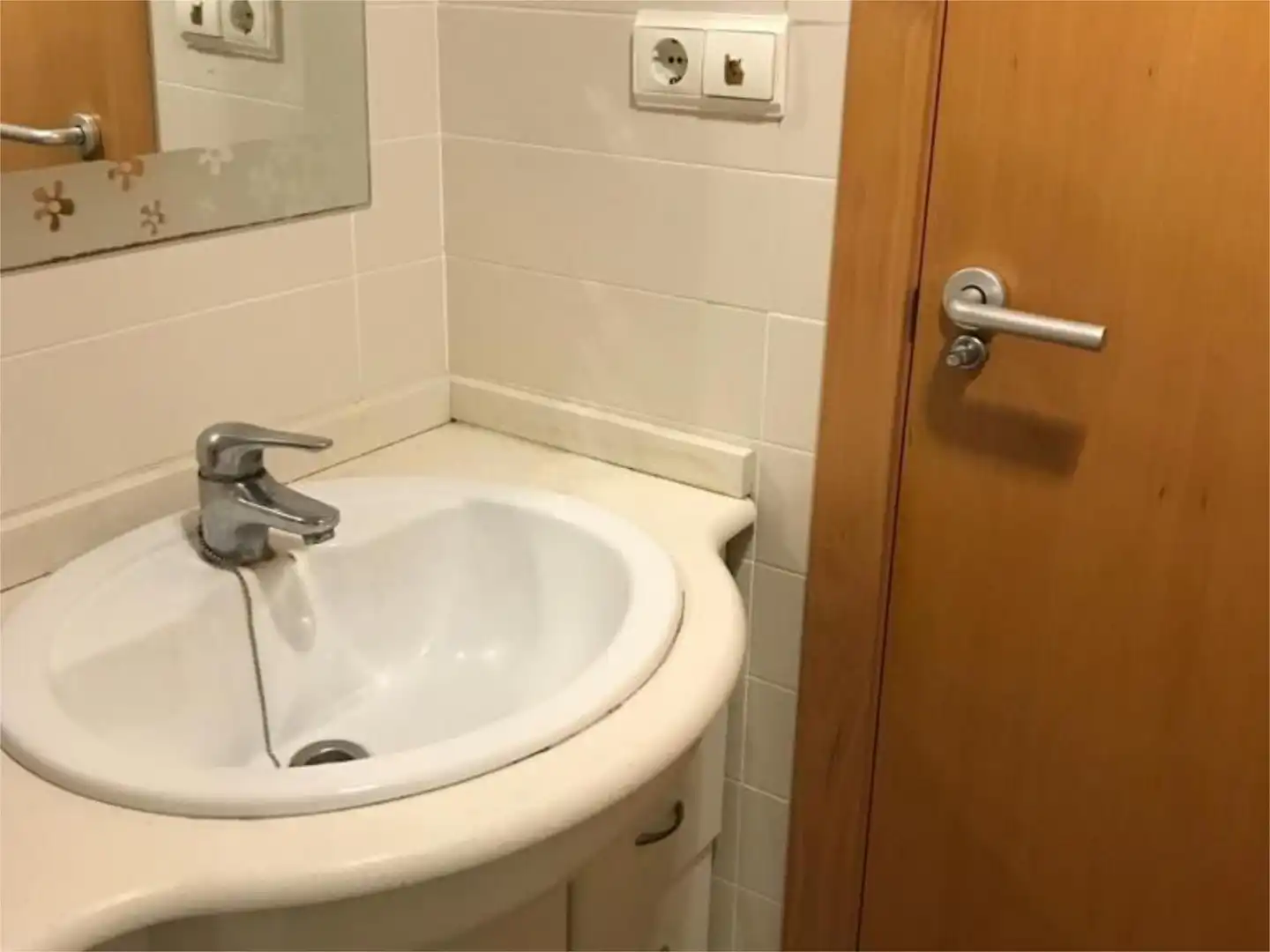 Apartamento de alquiler en Avinguda de les Corts, 1, Daimús Baño de Apartamento de alquiler en Daimús con Jardín privado, Terraza y Piscina